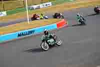 Vintage-motorcycle-club;eventdigitalimages;mallory-park;mallory-park-trackday-photographs;no-limits-trackdays;peter-wileman-photography;trackday-digital-images;trackday-photos;vmcc-festival-1000-bikes-photographs